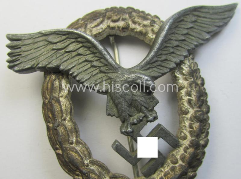 Later-war-period WH (Luftwaffe) 'Flugzeugführer-Abzeichen' (or: pilots'-badge) being a typical zinc- (ie. 'Feinzink'-) based and/or non-maker-marked example by the: 'Friedrich Linden'- (ie. 'FLL'-) company