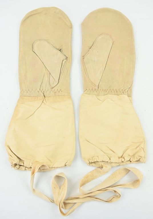 British WW2 Winter Mittens 1943