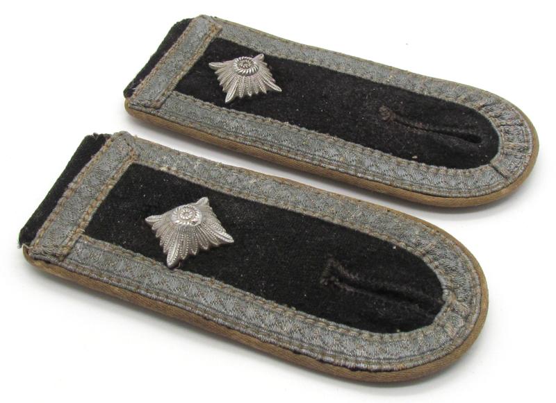 Waffen SS-Oberscharführer Shoulder Boards (Infantry)