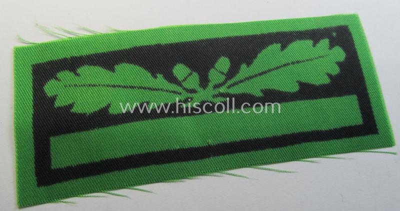 Attractive - albeit regrettably single! - officers'-pattern, WH (Heeres o. Waffen-SS) rank-insignia-bars (for usage on the various camouflaged-uniforms) as was used by an officer holding the rank of: 'Leutnant' (ie.: 'SS Untersturmführer')