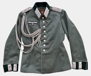 Wehrmacht (Heer) Infantry Officer’s "Waffenrock" – Hauptmann