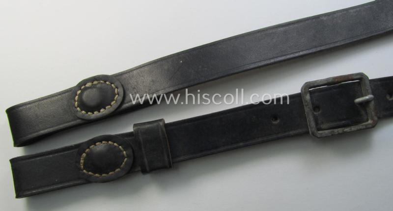 Attractive, early-war-period, generic-type 'standard-issue'-pattern, black-coloured- and/or leather-based WH carrying-strap (ie. 'Trageriemen') being a 'virtually mint' example that bears an impressed makers'-designation and/or date: '1941'