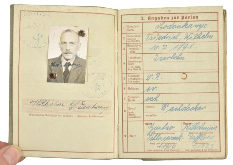 German WH Wehrpass Wilhelm Sodenkamp