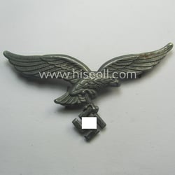 Minimally worn, WH (Luftwaffe) EM/NCO-pattern visor- (ie. 'Schirmmützen'-)...