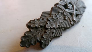 Nahkampfspange in Bronze