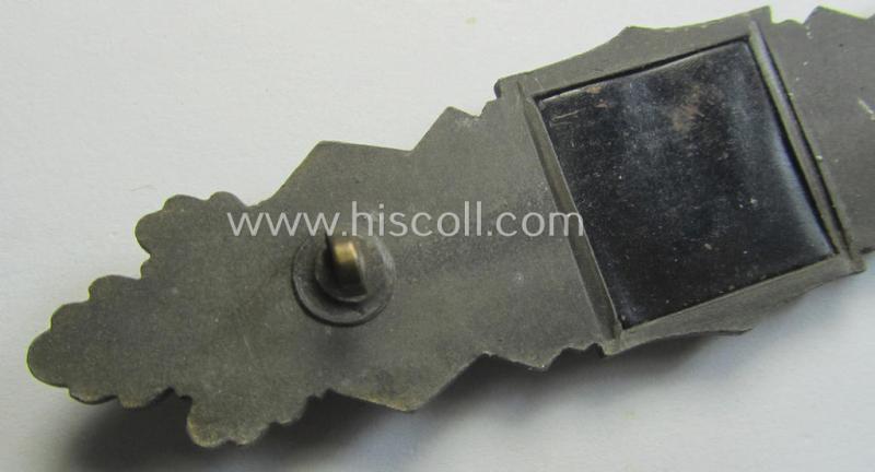 Superb, 'Nahkampfspange in Bronze' (or: bronze-class close-combat clasp ie. CCC) being a (typical) non-maker-marked- and/or minimally converse-shaped specimen as was (I deem) produced by the maker- (ie. 'Hersteller') 'Steinhauer & Lück'