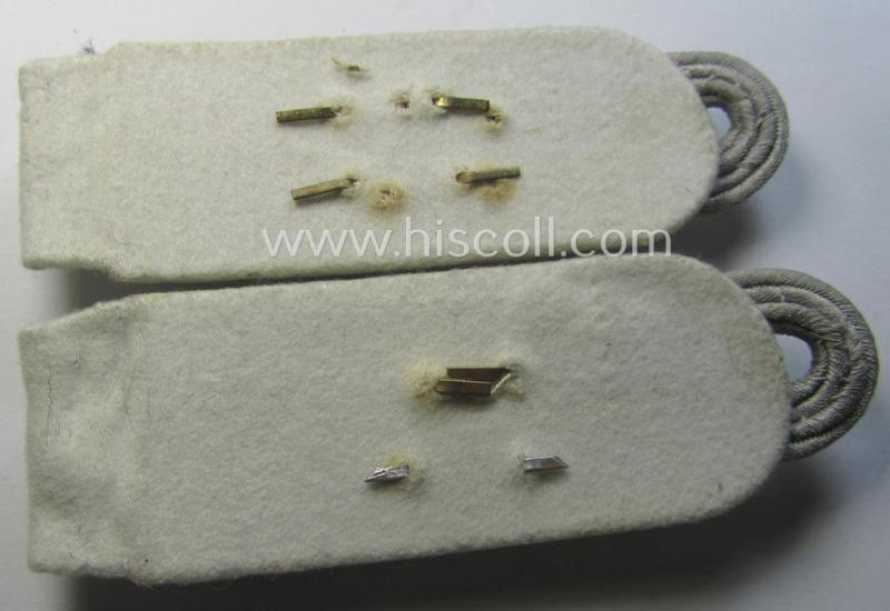 Pair of WH (Heeres) 'cyphered', officers'-pattern shoulderboards: 'Major des Infanterie-Rgts. 15'