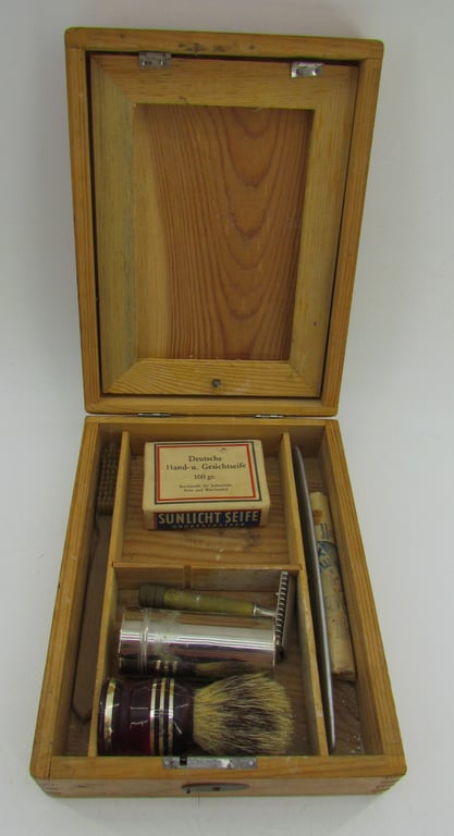 Wehrmacht  Officers Shaving Kit