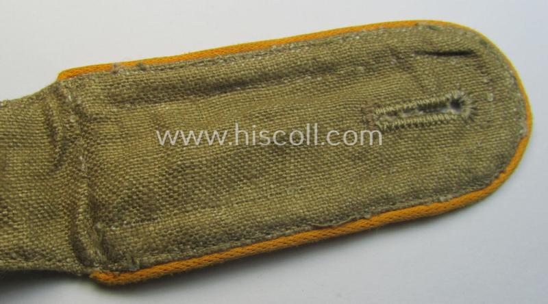 Single, WH (Luftwaffe) tropical-issued, EM-type-shoulderstrap: 'Soldat der Flieger- o. Fj.-Truppen'