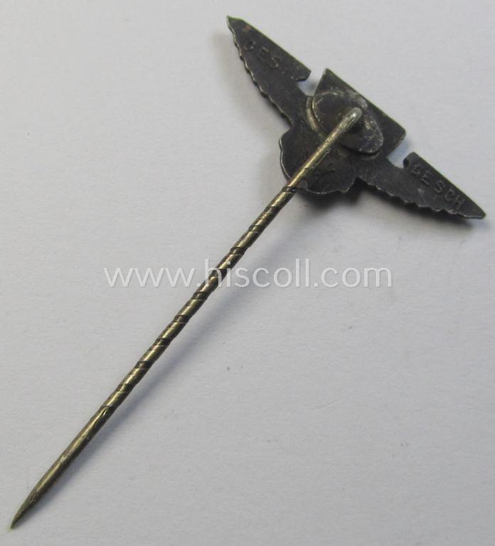 Membership-lapel-pin as was intended to signify (reservist) membership within the: 'Sturmabteilungen der N.S.D.A.P. - Reserve II' ie. 'SAR') being a maker-marked example that bears a: 'Ges.Gesch.'-patent-pending-designation on its back
