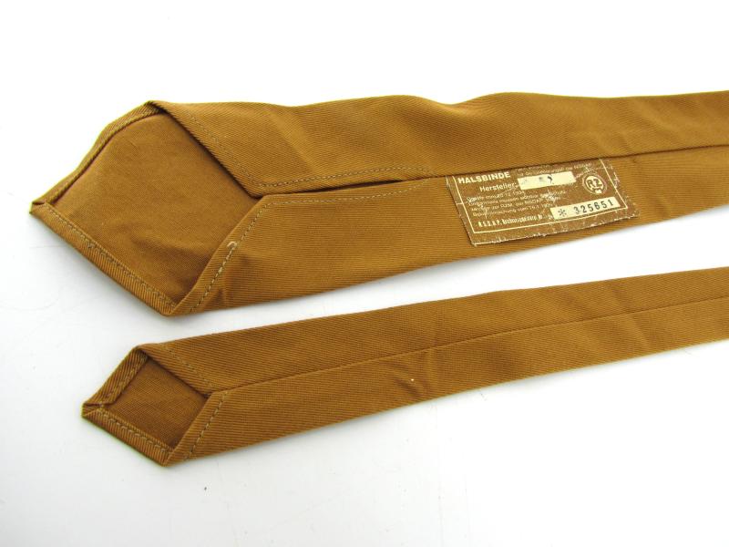 NSDAP neck-tie with RZM label