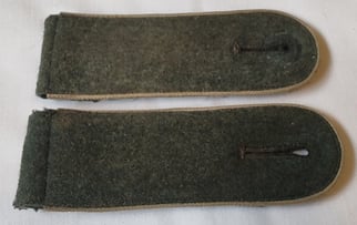 Pair of WH (Heeres) M40 or M41 pattern...