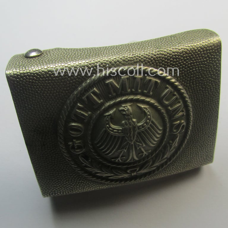Early period- (ie. 'Deutsche Reichswehr'-related-) silver-coloured- (ie. typical nickle-chrome-based) belt-buckle (ie. 'Koppelschloss') being a non-maker-marked example that comes in a moderately used- ie. worn, condition