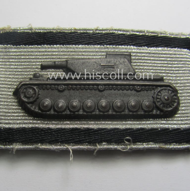 Superb, first-pattern, 'Sonderabzeichen für das Niederkämpfen von Panzerkampfwagen usw. durch Einzelkämpfer in Silber' (ie. tank-destruction badge)