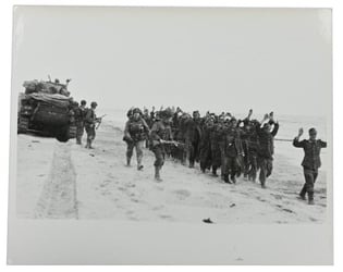 US WW2 Press Photo 'Prisoners of War on...