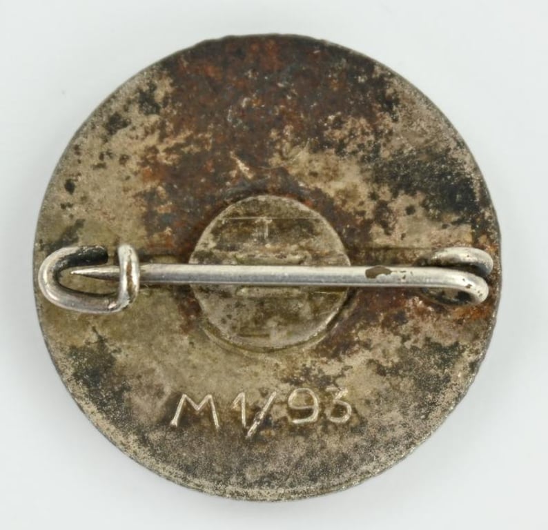 German NSDAP Party Member Badge 'M1/93'