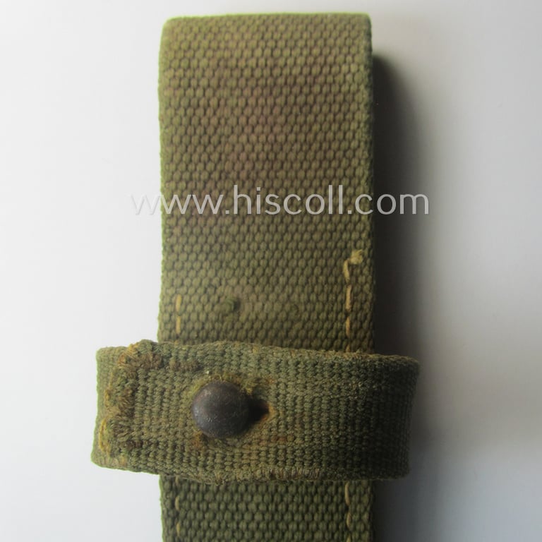 Superb - and rarely seen! - greenish-coloured, 'standard-pattern' (and I deem early-war-period) 'tropical-issued', WH (Luftwaffe) so-called: 'Tragetasche o. Koppelschuh' (ie. frog) as was specifically intended for usage with the LW-survival 'Machete'
