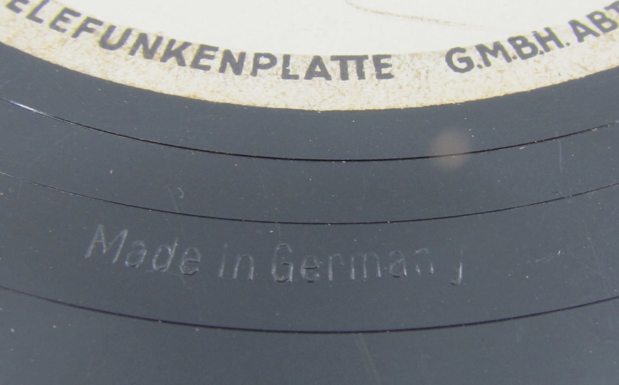 DAF / Kraft durch Freude “Deutsche Gemeinschaftstänze” 78 RPM Record – Der Ostmärker / Mazurka