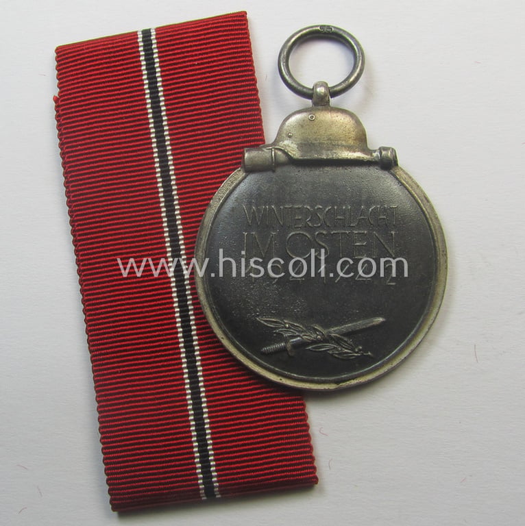 Medal-set: 'Winterschlacht im Osten 1941-42' being a maker- (ie. '65'-) marked specimen by the maker: 'Klein & Quenzer A.G.'