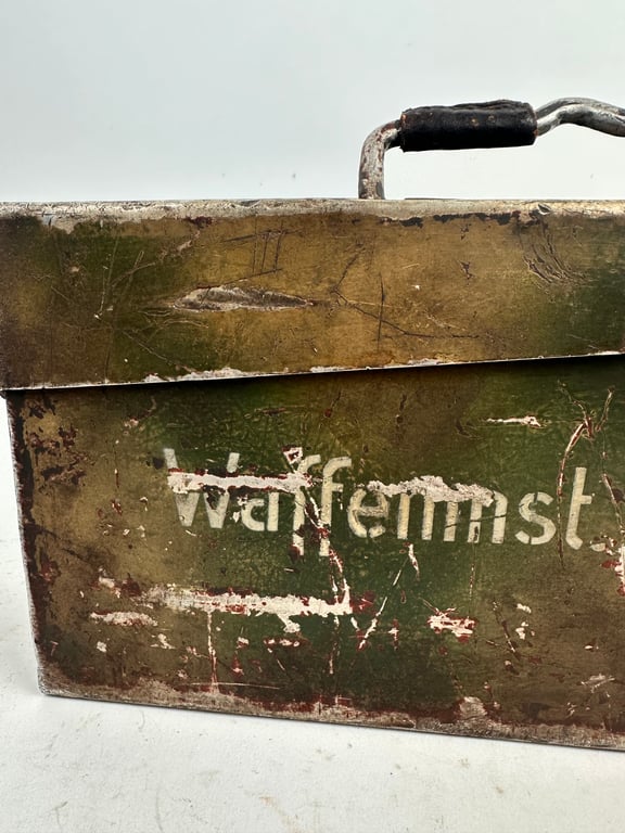 WW2 German Alu.Mg34 Camo "Waffenmst. Werkzeug" box 1940