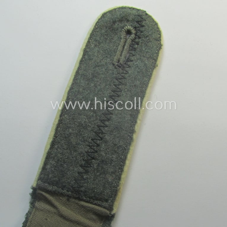 Superb - regrettably single but nevertheless rarely encountered! - WH (Heeres), early-war-period (ie. 'M41'-pattern styled) EM-type shoulderstrap for usage by a: 'Soldat eines Inf.-Rgts. der “Grossdeutschland”-Div.'