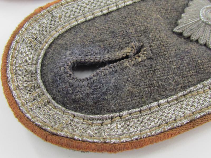Luftwaffe Nachrichten ( Feldwebel  ) Shoulder boards