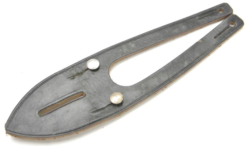 German WH CAG 1943 Binocular Button attachment Leather
