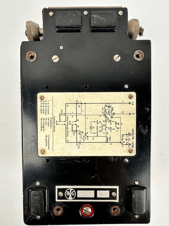 Wehrmacht "Bakelite" Field Telephone with Dial 1942