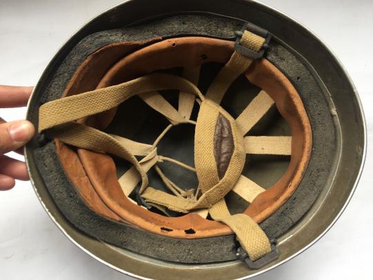 British Airborne Paratrooper Helmet -1944-