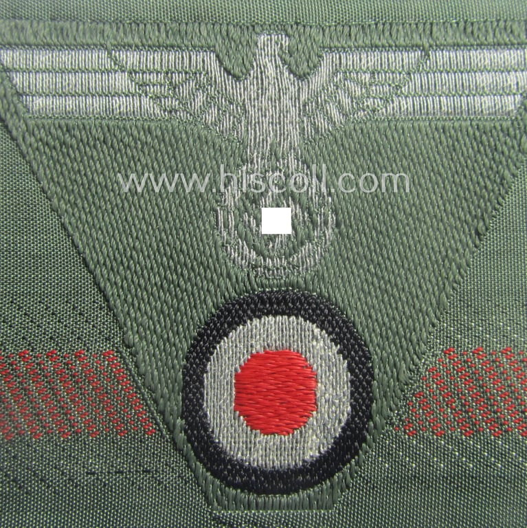 WH (Heeres) officers'-pattern: 'M41/M43-pattern'-cap-eagle/cocarde (cap-trapezoid or: 'Mützentrapez') as was intended for usage on the: 'M-41 o. 43'-model, officers'-type field-caps (ie. 'Einheitsfeldmützen')