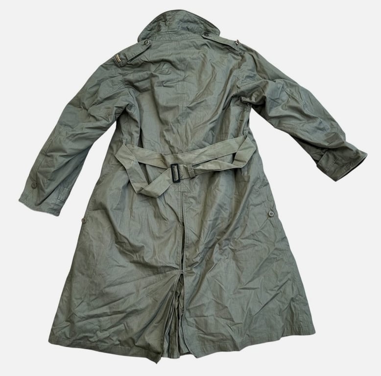 U.S. WWII Army Officer’s OD7 field overcoat / raincoat dated 1944
