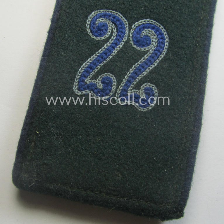 Regrettably single, early- (ie. pre-) war-period WH (Heeres), 'M40-) pattern (rounded-styled and neatly 'cyphered') EM-type shoulderstrap as was intended for a: 'Soldat des Sanitäts-Abtlgs. 22'