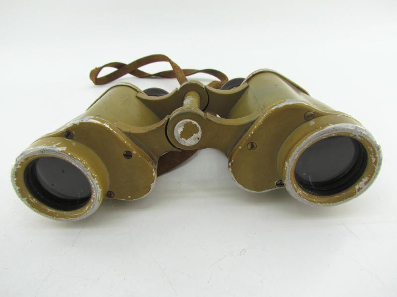 Wehrmacht tan colored binoculars ‘Dienstglas’ 6×30 by CAG