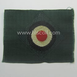 WH (Heeres o. Kriegsmarine) 'standard-issue'-pattern side-cap-cocarde (ie. 'Kokarde...