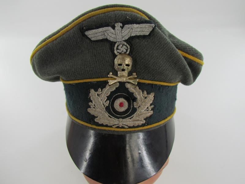 WH (Heer) Kavallerie Officers 'Crusher' Visor Cap Maker Marked