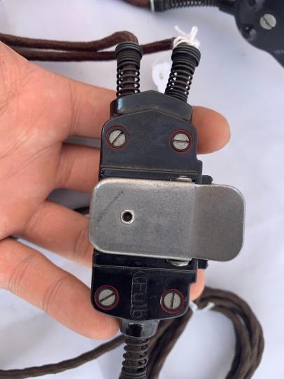 WH Panzer Model 'B' Throat Microphone