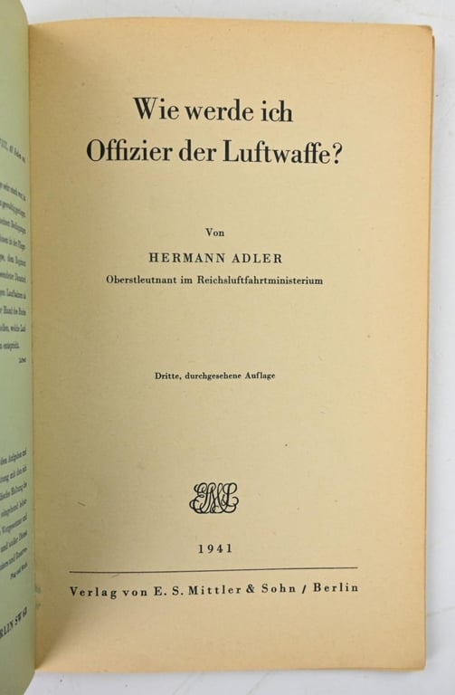 German LW Booklet ' Wie Werde ich Offizier der Luftwaffe?'