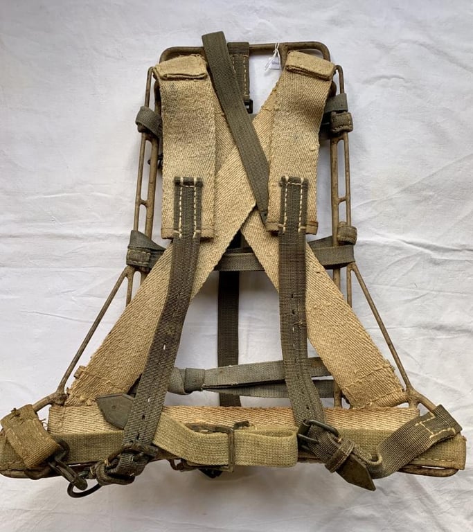 German Late-War 'Tragegestell' -1944-