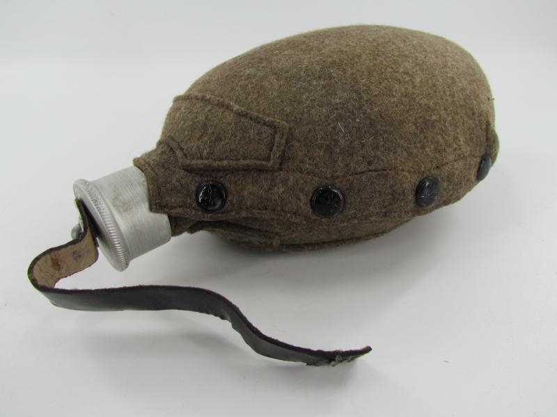 Large M31 medical canteen marked ESB 40