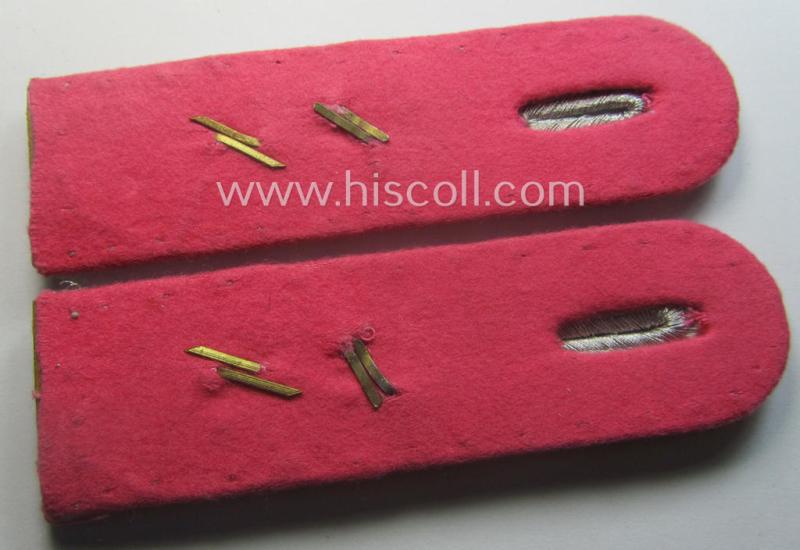 Pair of - truly used- and/or worn! - WH (Heeres) 'cyphered' officers'-type shoulderboards as was intended for a: 'Leutnant u. Mitglied des Panzer-Aufklärungs-Abtlgs. 6'