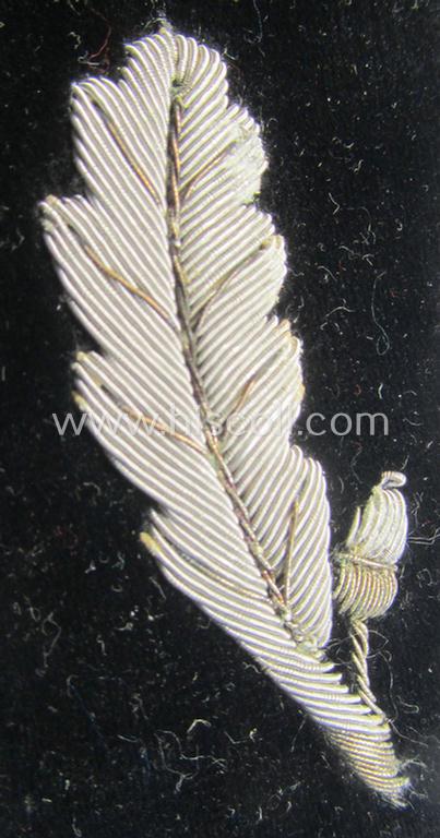 Attractive - and unidentified! - pair of hand-embroidered, high-ranked officers'-pattern collar-tabs (ie. 'Kragenspiegel für Führer') as was (presumably) intended for the: 'Stahlhelmbund' (ie. 'Der Stahlhelm - Bund der Frontsoldaten (or: Sta)'