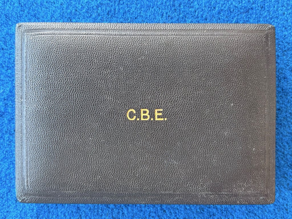 EXTREMELY RARE CASED CBE MEDAL, CASE IS TO THE LATE KING GEORGE VI ISSUE. ADDITIONAL PHOTOS