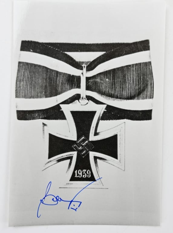 Signature of Luftwaffe KC Recipient 'Viktor Petermann'