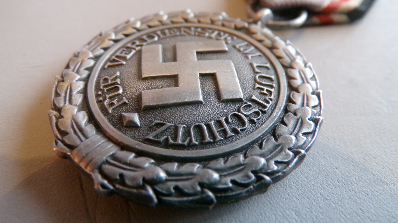 Luftschutz Ehrenzeichen 2. Stufe