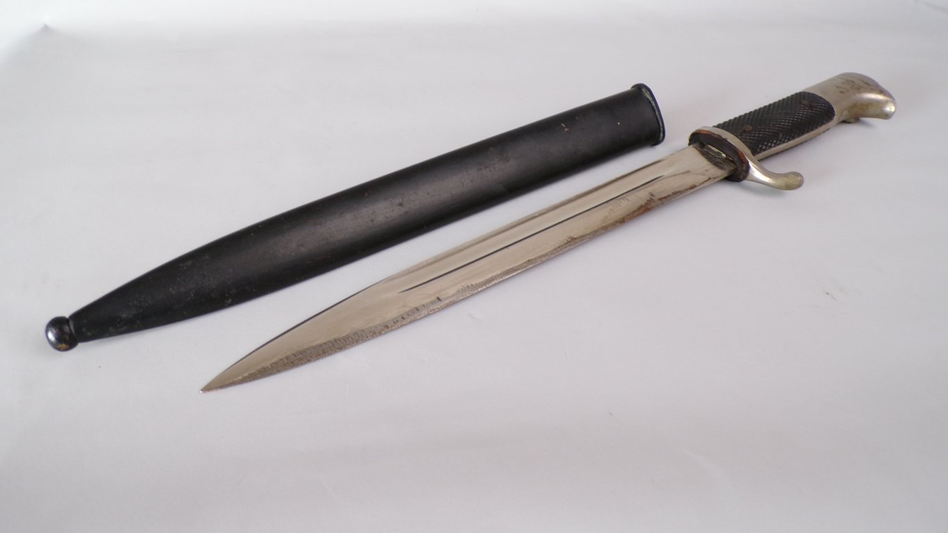 Extraseitengewehr by W.K.C