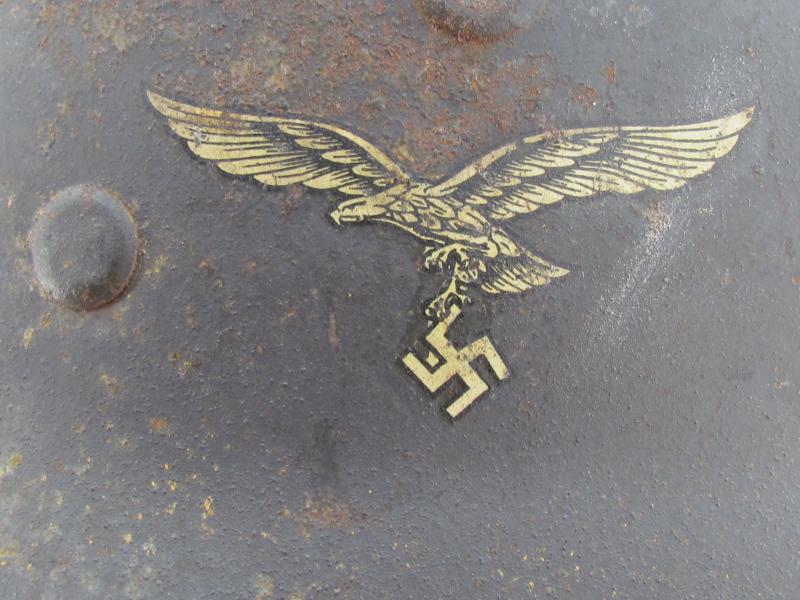 Luftwaffe Q62 M40 SD Helm ( untouched attic find )