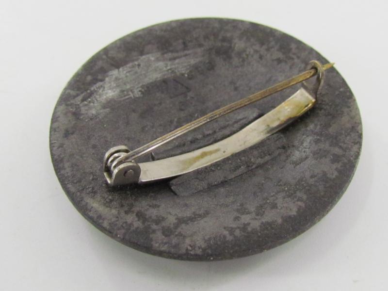 RAD (Reichsarbeitsdienst) Weibliche Jugend Brooch