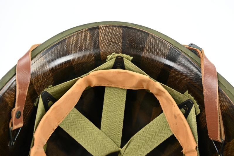 US WW2 M1 Swivel Bale Combat Helmet