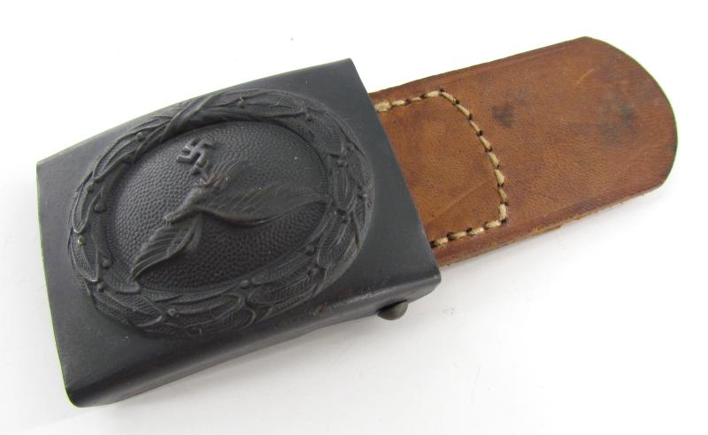 Luftwaffe belt buckle by "Hermann Aurich" 1940