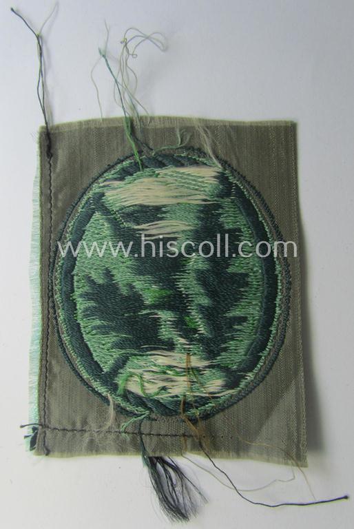 Superb - and with certainty rarely found! - non-confectioned (and I deem never worn!) example of a WH (Heeres) 'Ski-Jäger'-armbadge as was executed in the classic 'BeVo'-weave pattern